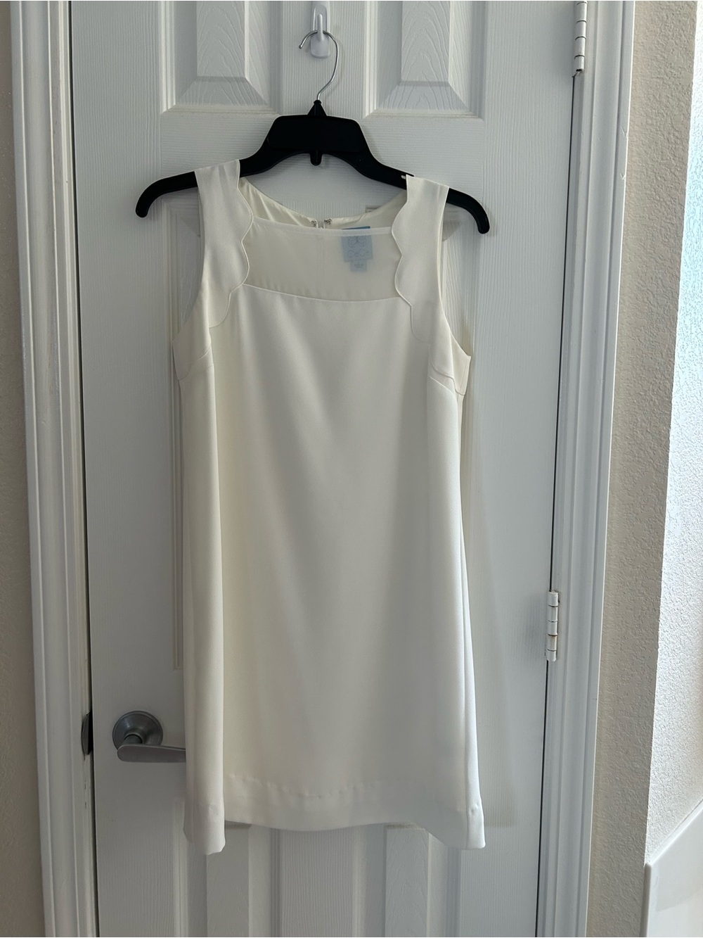 NWOT CeCe White Dress size 2